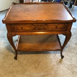 Vintage 1940s Danby French Louis XIV End Table -Home Furnishings Store 1500 1500 frame 0 1014