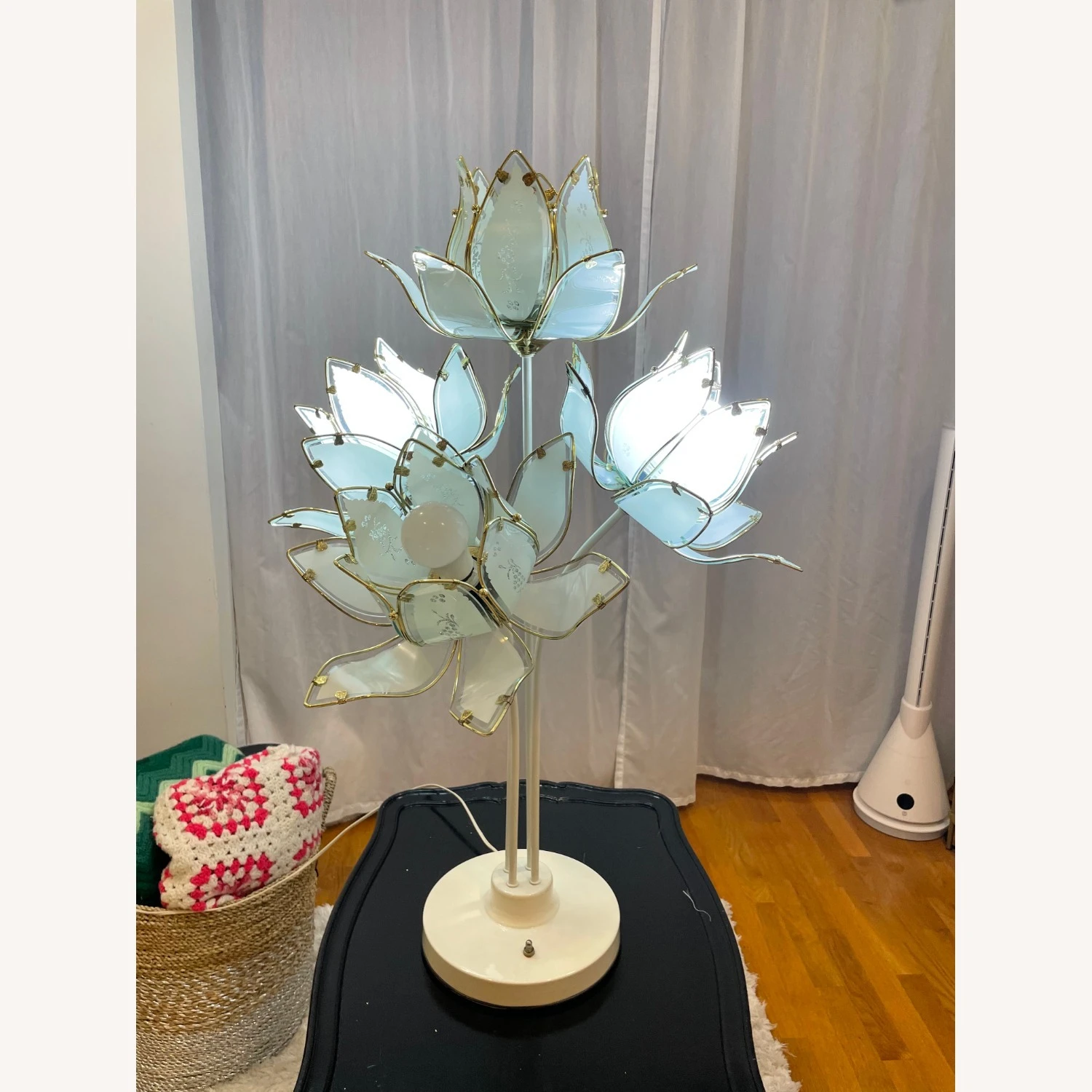 Vintage Lotus Flower Table Lamp 6 Vintage Lotus Flower Table Lamp - Image 4