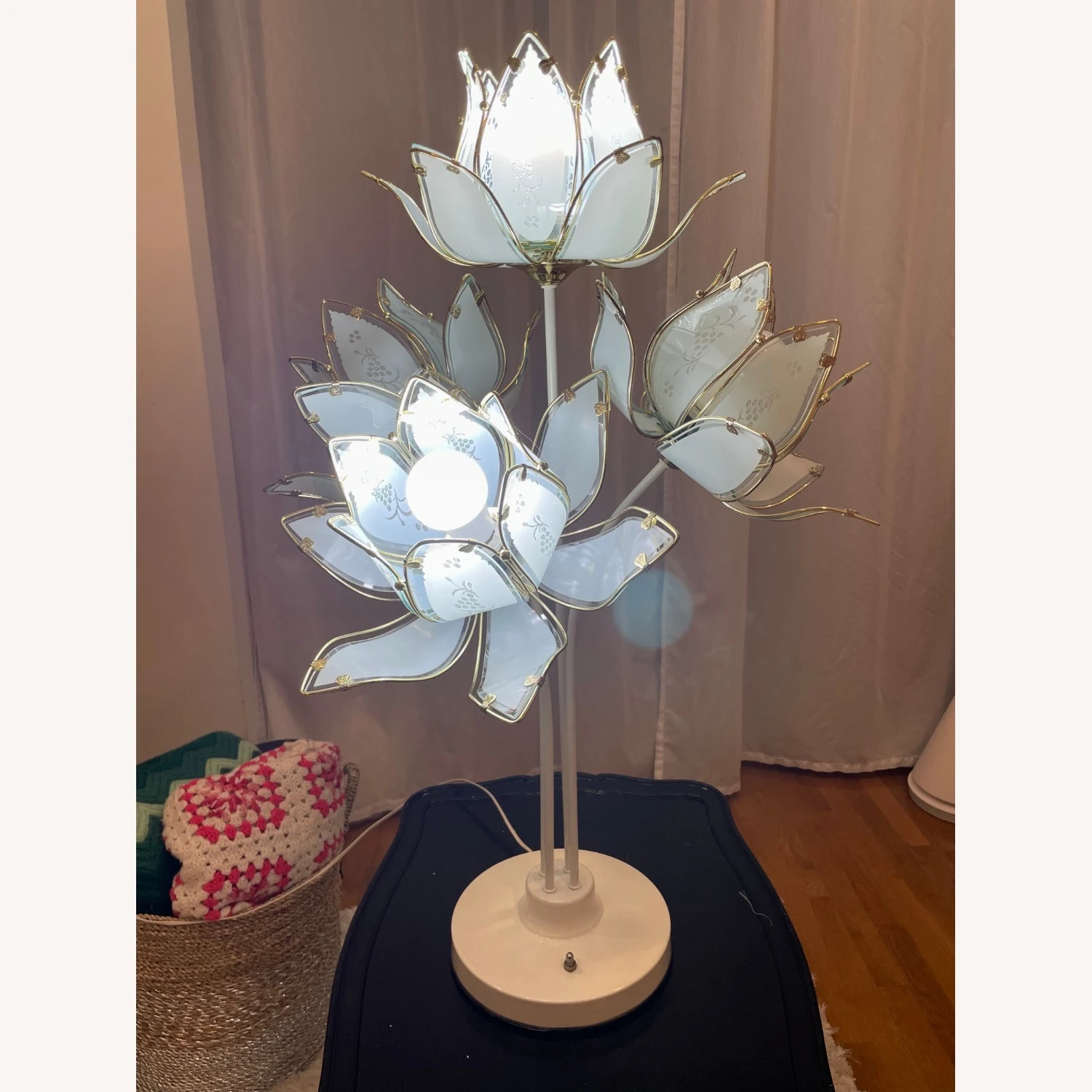 Vintage Lotus Flower Table Lamp 7 Vintage Lotus Flower Table Lamp - Image 5