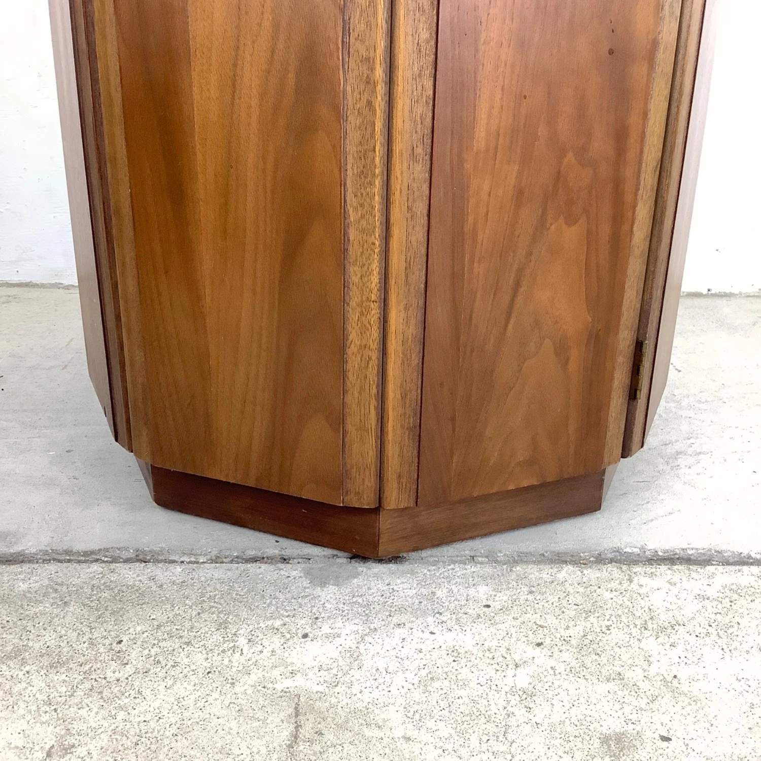 MCM Circular Walnut End Table Cabinet 10 MCM Circular Walnut End Table Cabinet - Image 8