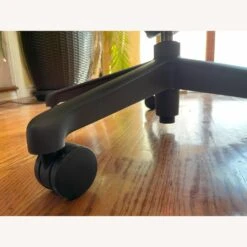 Herman Miller Aeron Chair - Medium B -Home Furnishings Store 1500 1500 frame 0 24