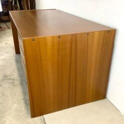 Scandinavian Modern Teak Writing Desk 31 Scandinavian Modern Teak Writing Desk -Home Furnishings Store 1500 1500 frame 0 2549