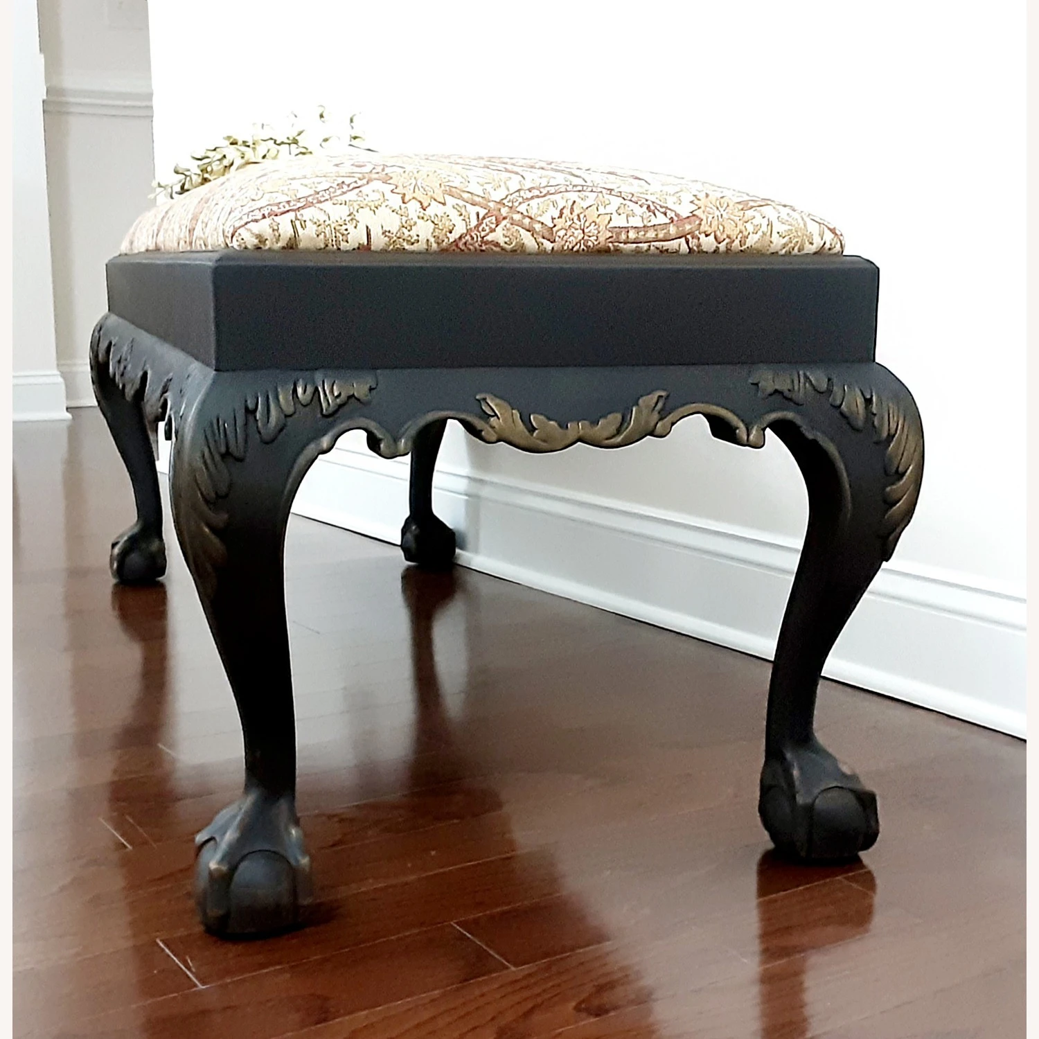 Antique Clawfoot Bench Upholstered Bench 8 Antique Clawfoot Bench Upholstered Bench - Image 6