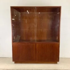 Mid-Century Modern Teak Display Cabinet -Home Furnishings Store 1500 1500 frame 0 3402