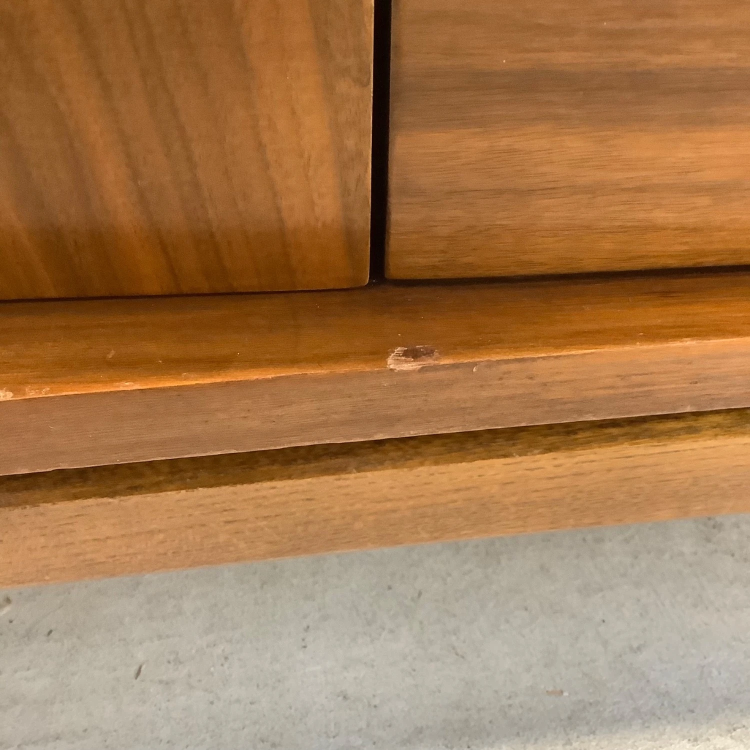 Young Manufacturing MCM Walnut Sideboard China Cabinet 3 Young Manufacturing MCM Walnut Sideboard China Cabinet