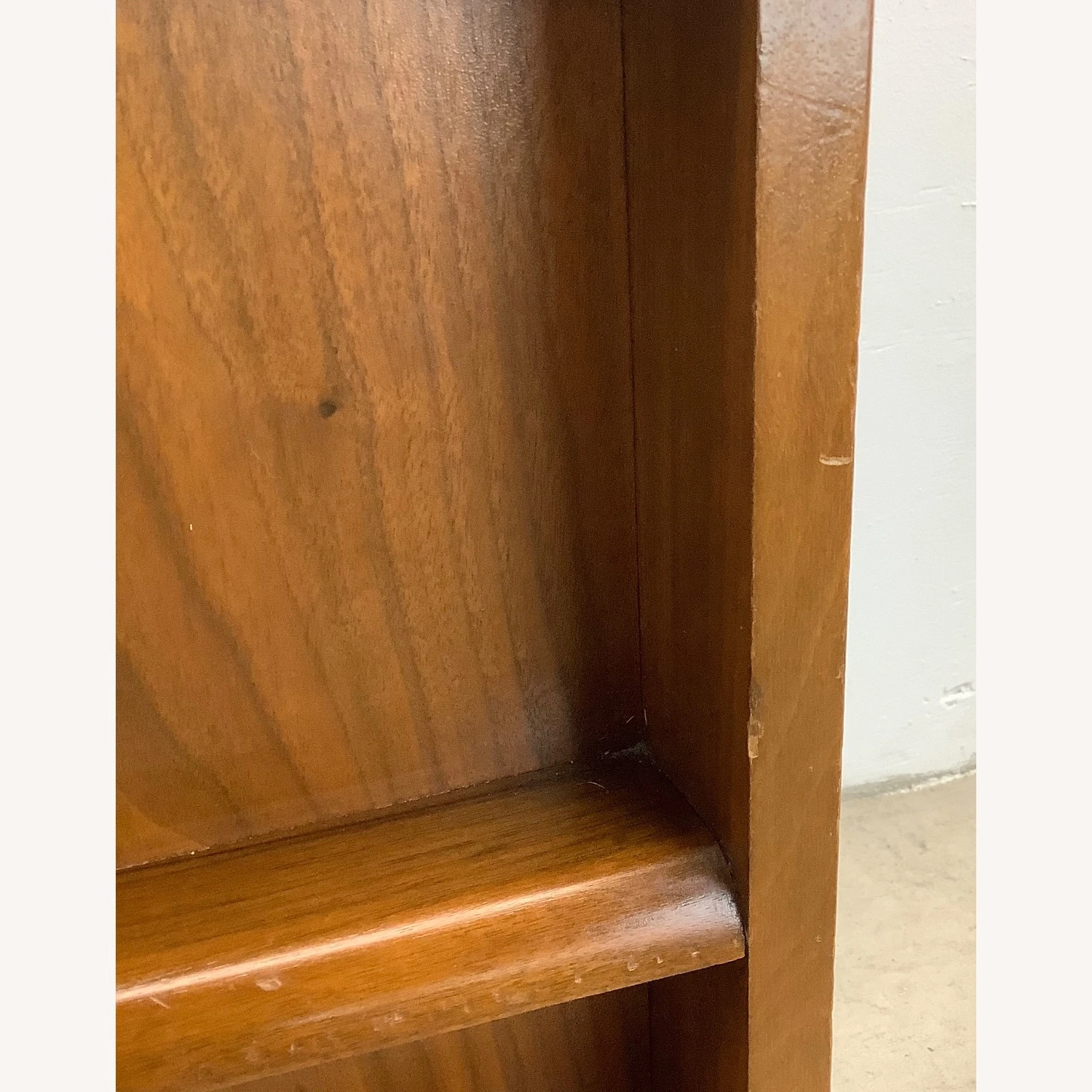 Young Manufacturing MCM Walnut Sideboard China Cabinet 22 Young Manufacturing MCM Walnut Sideboard China Cabinet - Image 20