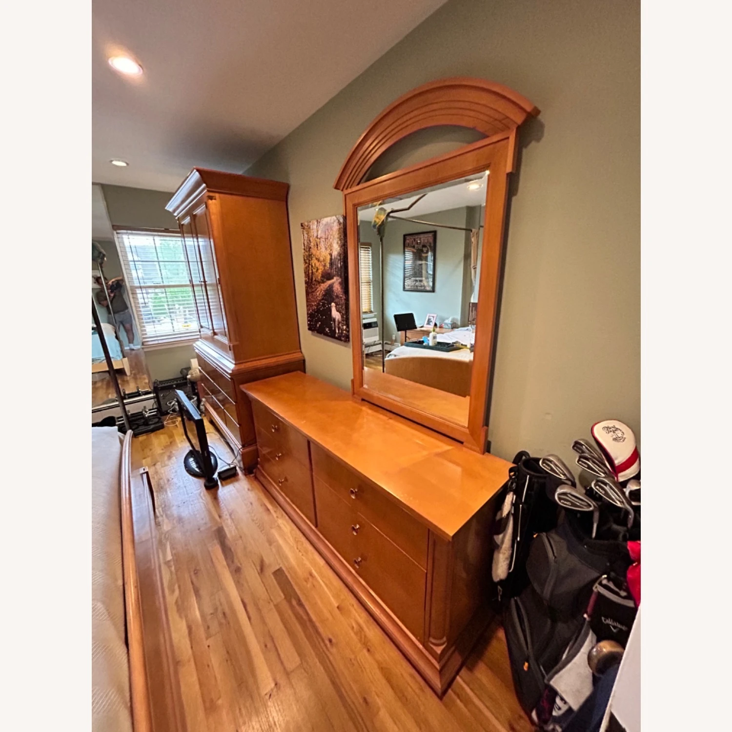 Dresser With Attached Mirror 4 Dresser With Attached Mirror - Image 2