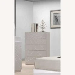 Other Chest In White & Light Grey Lacquer Finish -Home Furnishings Store 1500 1500 frame 0 4932