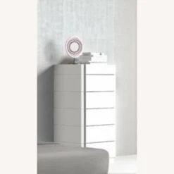 Other Chest In White Lacquer Finish W/ White Glass Top