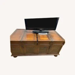 Jennifer Convertibles Storage Trunk -Home Furnishings Store 1500 1500 frame 0 5040