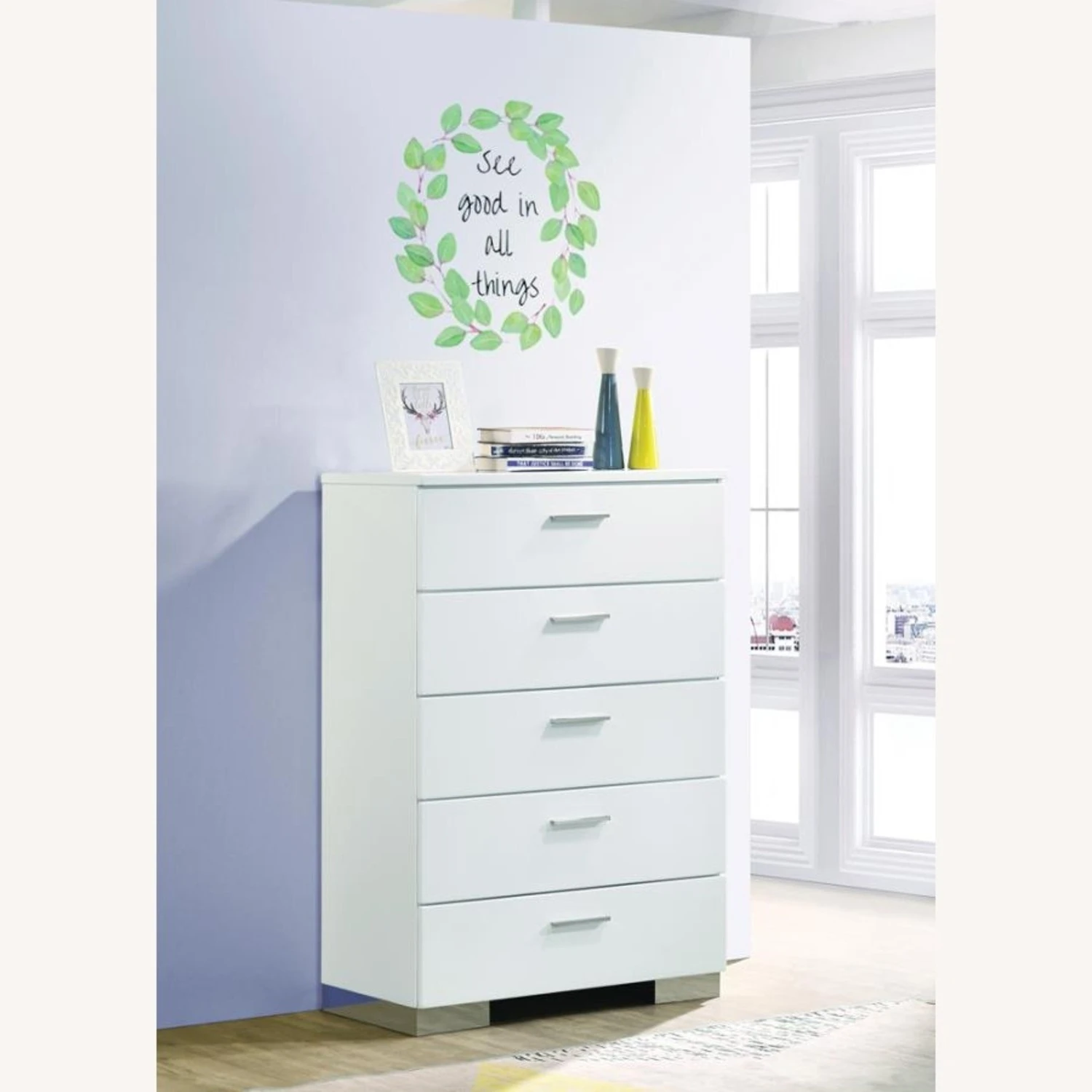 Other Chest In Glossy White W/ Chrome Metal Handles 10 Other Chest In Glossy White W/ Chrome Metal Handles - Image 8