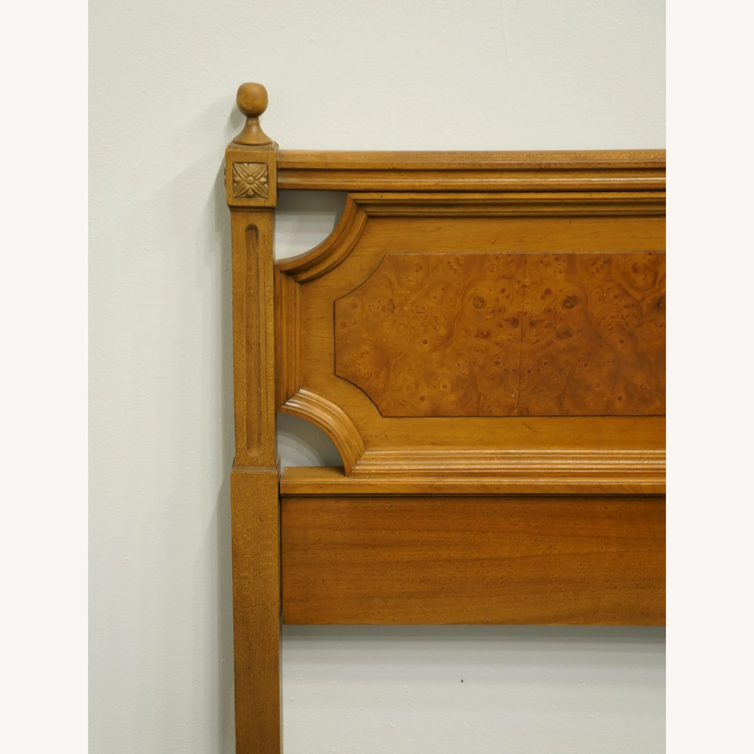 AMERICAN OF MARTINSVILLE Italian King Headboard 6 AMERICAN OF MARTINSVILLE Italian King Headboard - Image 4