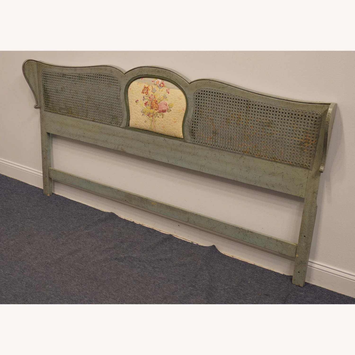 HICKORY MANUFACTURING Shabby Chic King Headboard 3 HICKORY MANUFACTURING Shabby Chic King Headboard