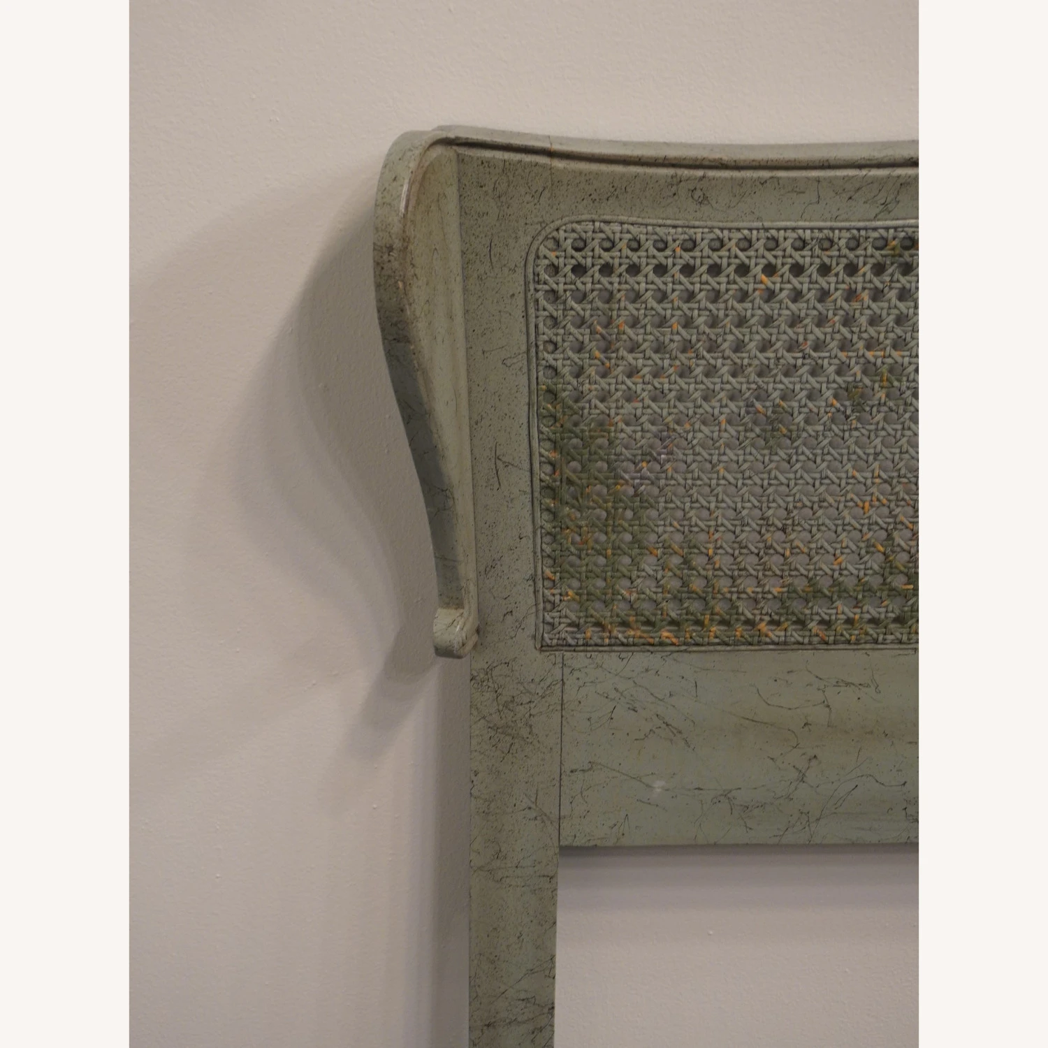 HICKORY MANUFACTURING Shabby Chic King Headboard 5 HICKORY MANUFACTURING Shabby Chic King Headboard - Image 3