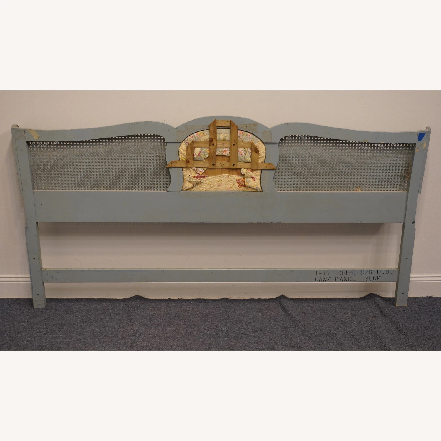 HICKORY MANUFACTURING Shabby Chic King Headboard 7 HICKORY MANUFACTURING Shabby Chic King Headboard - Image 5