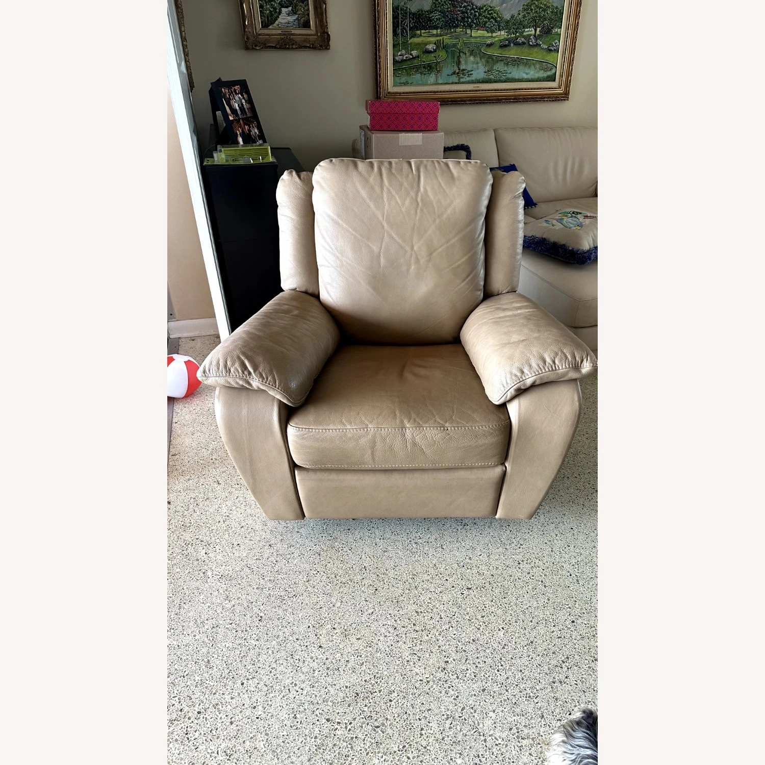 Natuzzi Leather Swivel Rocking Recliner 3 Natuzzi Leather Swivel Rocking Recliner