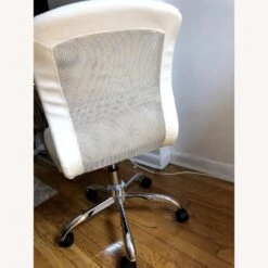 Armless Cream Desk Chair -Home Furnishings Store 1500 1500 frame 0 8073