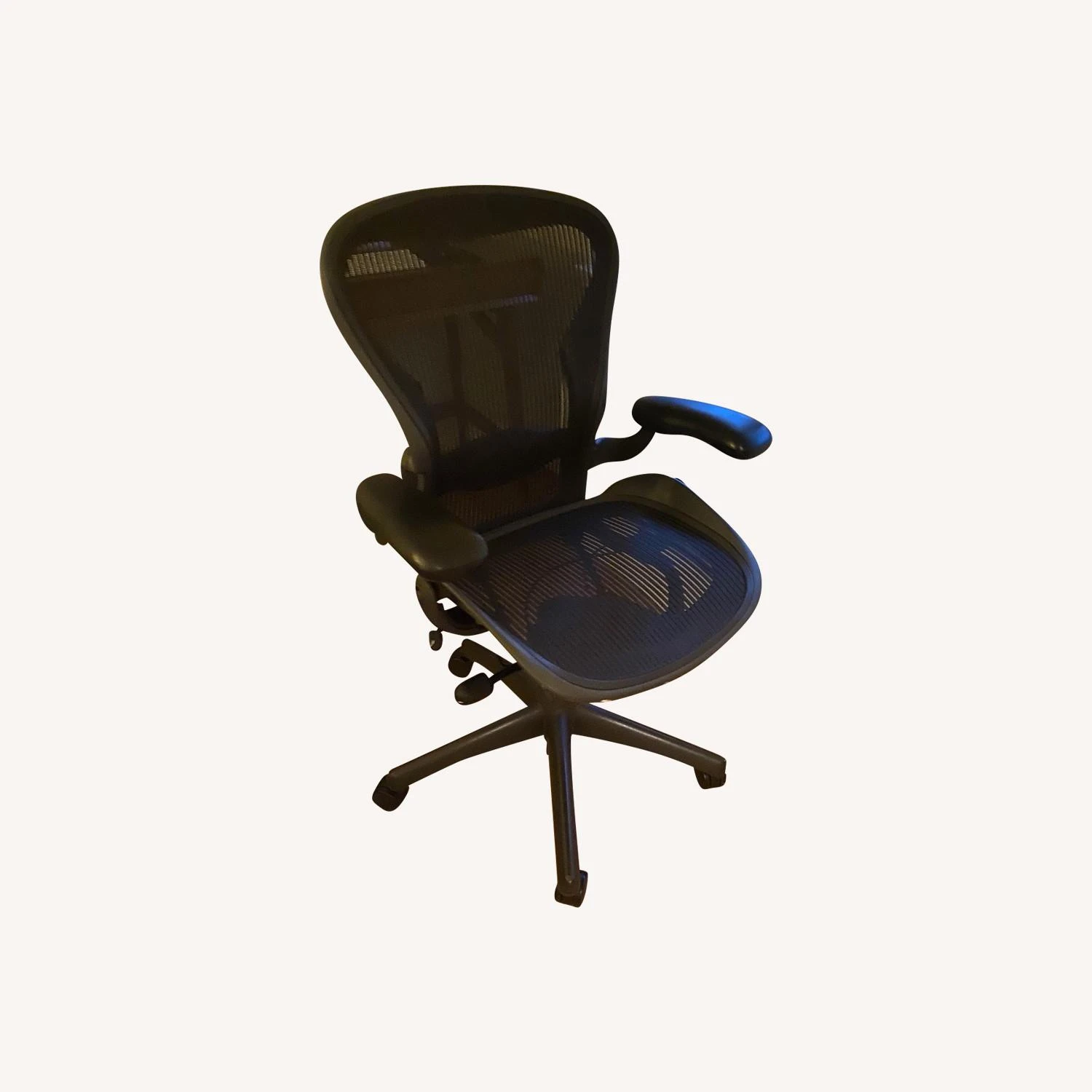 Herman Miller Aeron Chair 3 Herman Miller Aeron Chair