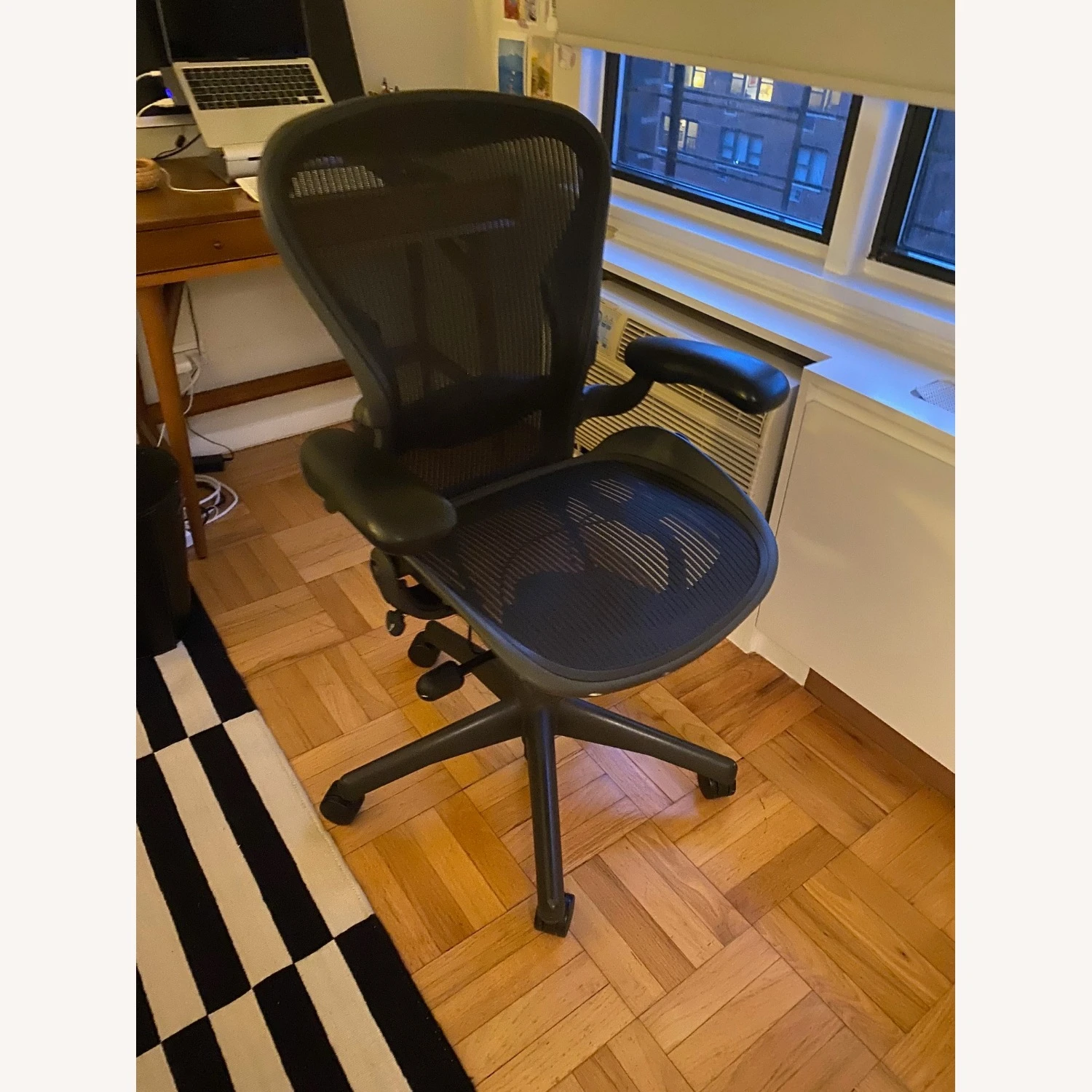 Herman Miller Aeron Chair 4 Herman Miller Aeron Chair - Image 2