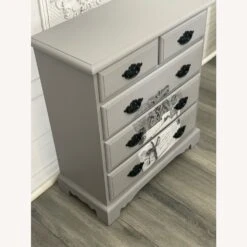 The Bombay Company Chest Of Drawers -Home Furnishings Store 1500 1500 frame 0 91