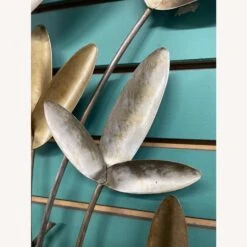 DecMode Metal Wall Flower Sculpture -Home Furnishings Store 1500 1500 frame 0 9680