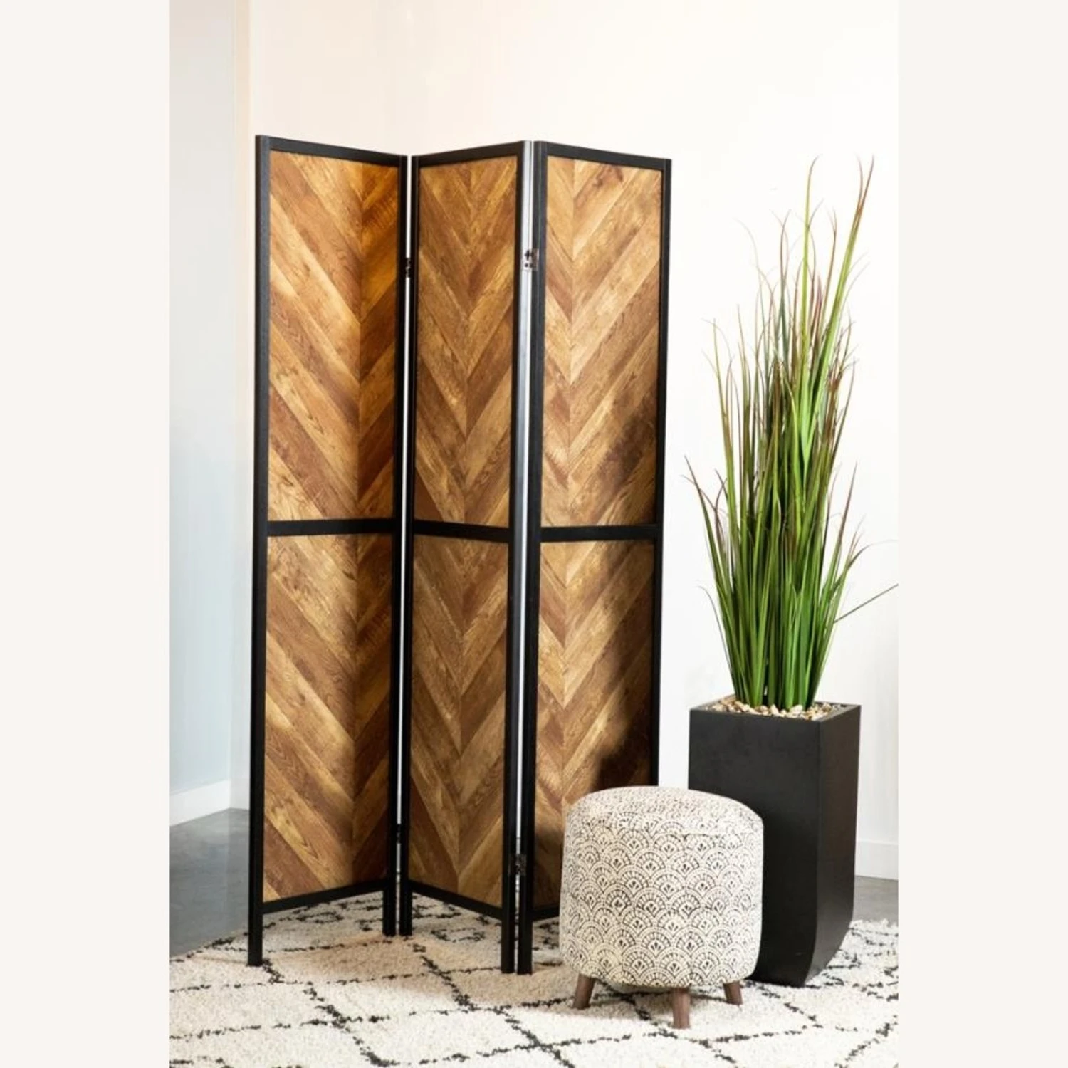 Other 3-Panel Screen In Rustic Tobacco & Black Finish 6 Other 3-Panel Screen In Rustic Tobacco & Black Finish - Image 4