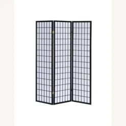 Other 3-Panel Screen In White Paper & Black Grid Design